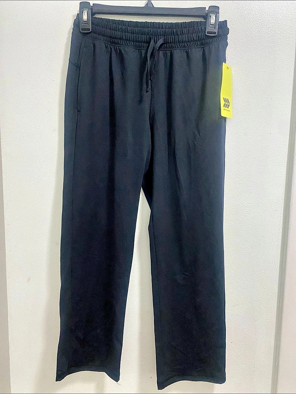 All in Motion Boys' Soft Stretch Open-Leg Pants Black Large NWT